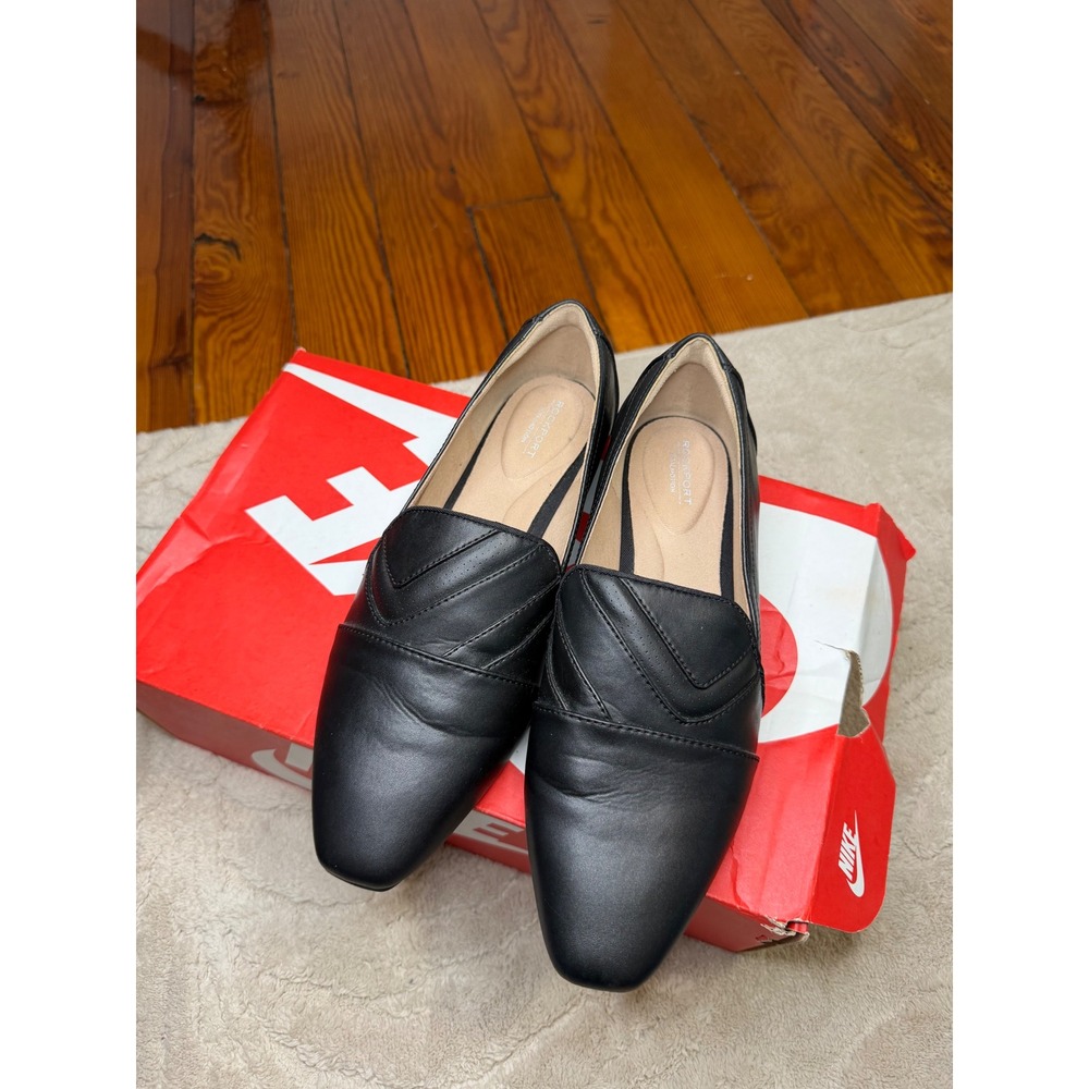 Rockport Total Motion Black Leather Quilted Pointed Toe Loafers Flats Size 8.5